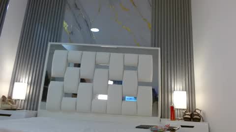 Vanessa Hard online show from 09.20.25