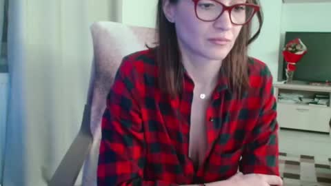 Vanessa online show from 12.22.24