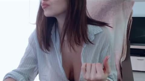 Vanessa online show from 03.07.25