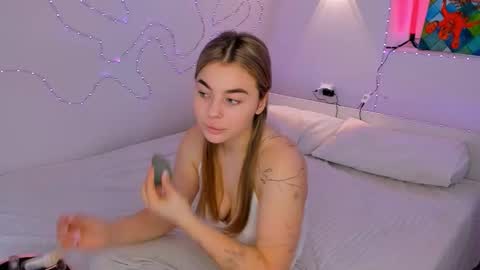 Vanessa online show from 02.24.26