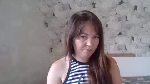 Snapshot of vanessasmuthh chatting on 07.13.26 vanessasmuthh online show from 07.13.26