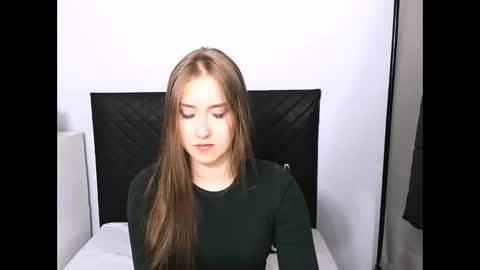 VanessaTrue online show from 03.29.26