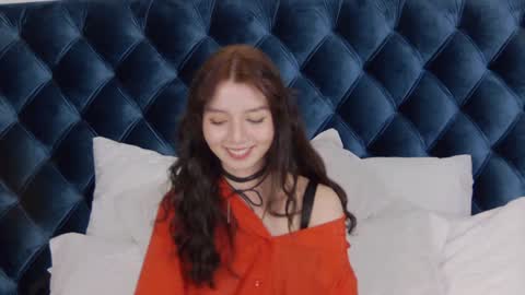 vanessavien online show from 01.14.25