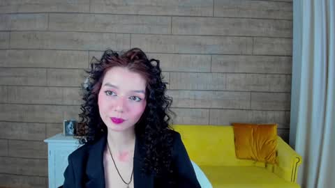 vanessavien online show from 01.21.25