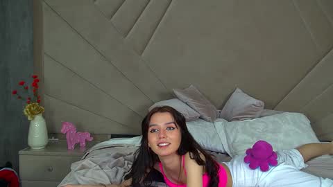 vanessavien online show from 02.03.25