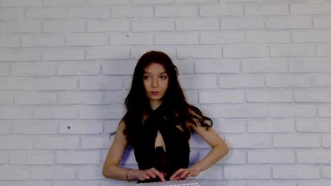 vanessavien online show from 02.07.25