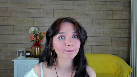 vanessavien online show from 02.27.25