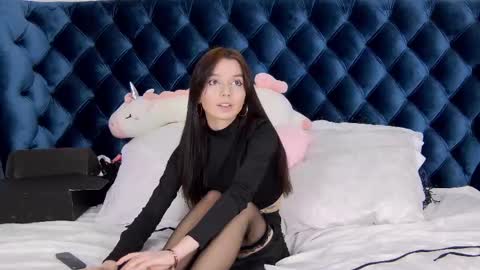 vanessavien online show from 03.01.25