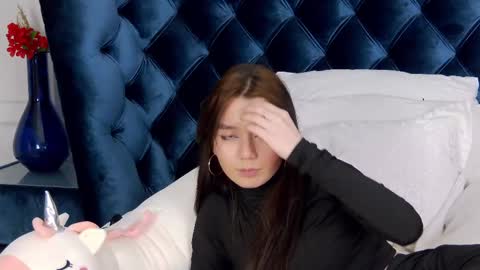 vanessavien online show from 03.01.25