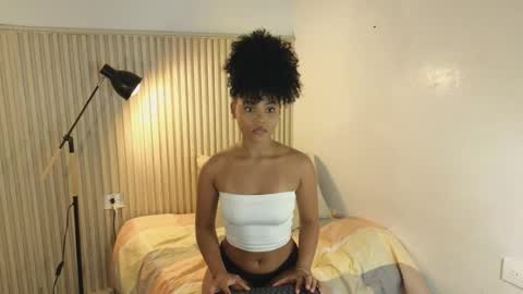 Snapshot of vanestrauss chatting on 02.23.26 New account follow me online show from 02.23.26