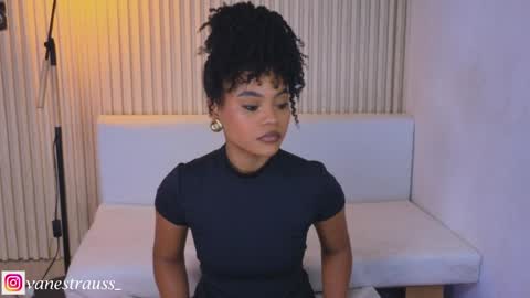Snapshot of vanestrauss chatting on 06.03.26 New account follow me online show from 06.03.26