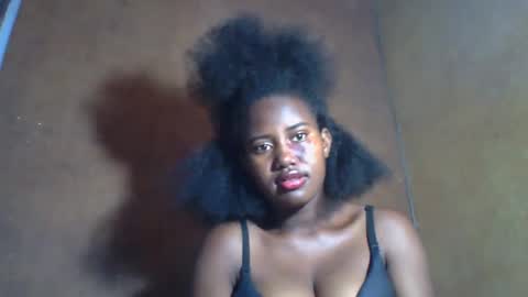 vaniah321 online show from 01.15.25