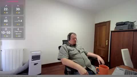 Snapshot of vanifer chatting on 07.16.26 Vanifer online show from 07.16.26