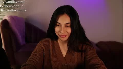 Snapshot of vanilla_velvet chatting on 09.10.25 Annabet online show from 09.10.25