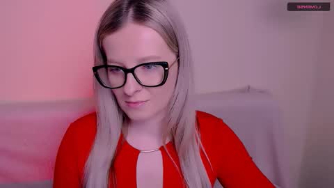 Mia online show from 01.12.26