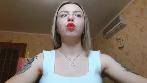 VanillaMuffin online show from 11.20.25