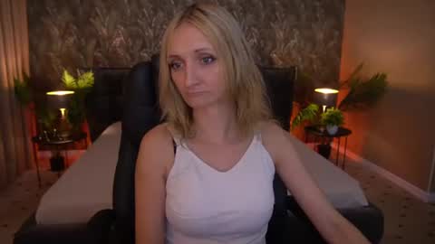vanillamuse online show from 07.21.26