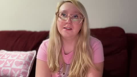 vanillapuddingpie online show from 01.30.25