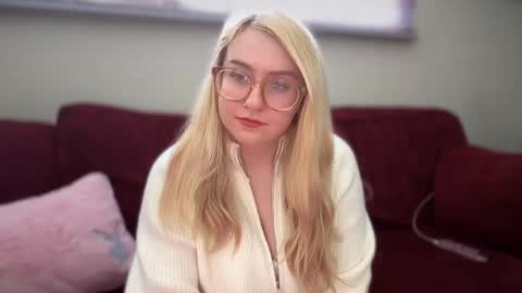 vanillapuddingpie online show from 02.18.25