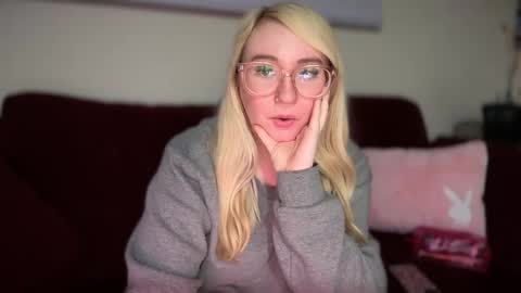 vanillapuddingpie online show from 02.20.25