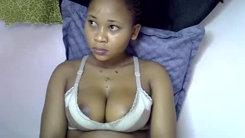 vanillavenus online show from 11.22.25