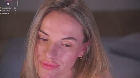 Sophie online show from 04.11.26