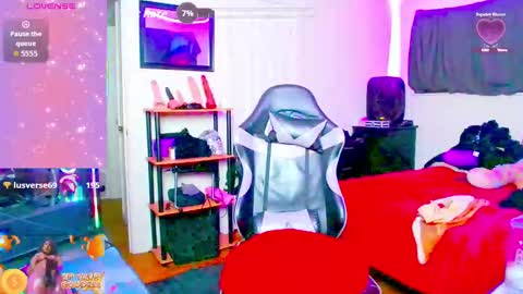 Snapshot of vanityforever101 chatting on 09.19.25 VANITY online show from 09.19.25