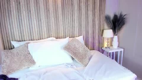 Karine online show from 12.16.25