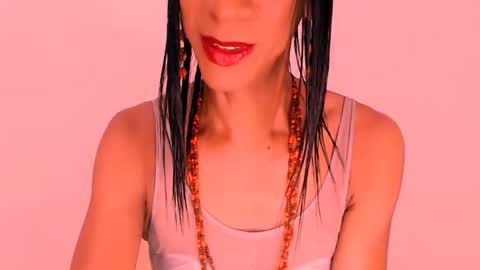 Snapshot of vannesascott chatting on 02.04.26 VANNESA online show from 02.04.26