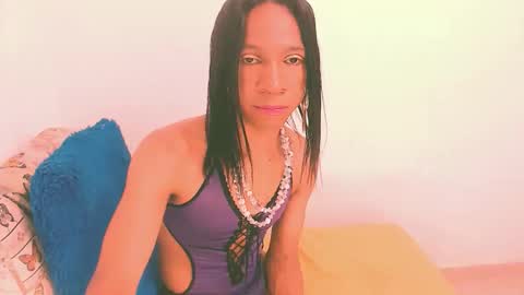 Snapshot of vannesascott chatting on 03.08.26 VANNESA online show from 03.08.26