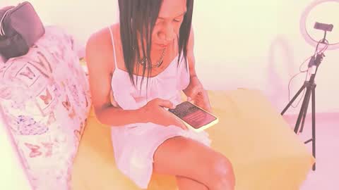 Snapshot of vannesascott chatting on 03.19.26 VANNESA online show from 03.19.26