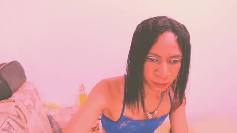Snapshot of vannesascott chatting on 03.30.26 VANNESA online show from 03.30.26