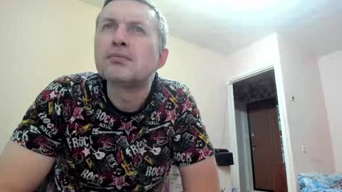vano_822 online show from 10.18.25