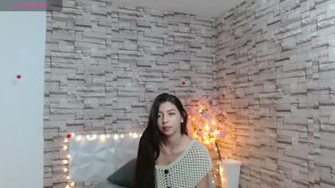 Snapshot of vanse_lust chatting on 02.25.25 Karuna online show from 02.25.25