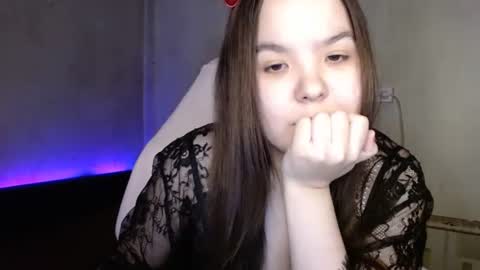 Snapshot of var_kiss chatting on 05.25.26 Var Kiss online show from 05.25.26