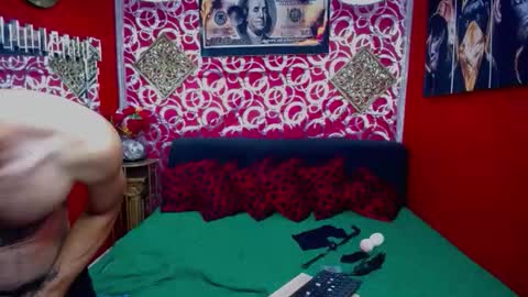 Snapshot of varonaesteban7 chatting on 02.26.26 Esteban online show from 02.26.26