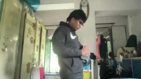 varun_00707 online show from 11.18.25