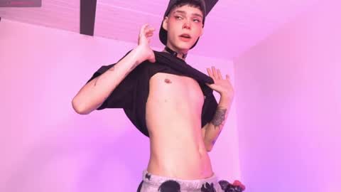  Varya Ferreira - independent model  online show from 03.04.25