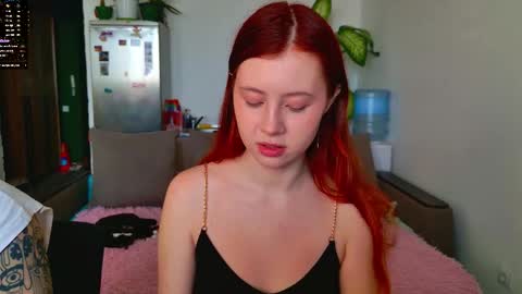 Snapshot of vasilisa_lik chatting on 02.14.26 Vasilisa lik online show from 02.14.26