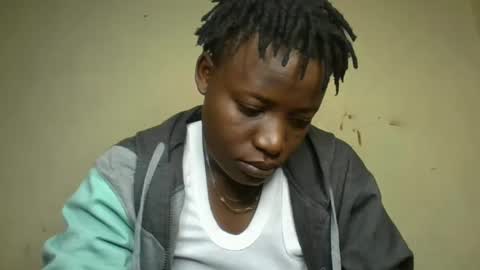 Snapshot of vee_tommy chatting on 12.02.24 Vee tommy online show from 12.02.24