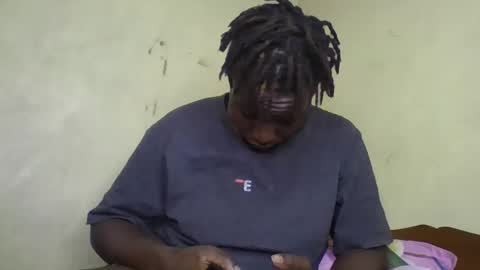 Snapshot of vee_tommy chatting on 01.16.25 Vee tommy online show from 01.16.25