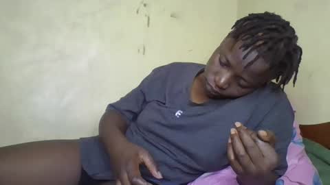 Snapshot of vee_tommy chatting on 01.17.25 Vee tommy online show from 01.17.25