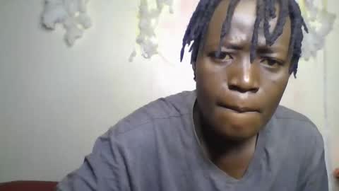 Snapshot of vee_tommy chatting on 11.16.25 Vee tommy online show from 11.16.25