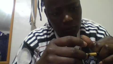 Snapshot of vee_tommy chatting on 07.16.26 Vee tommy online show from 07.16.26