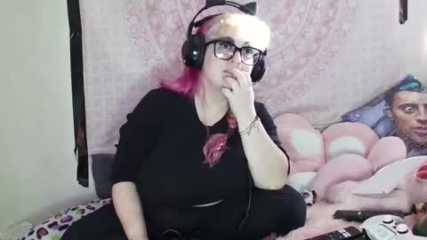 Snapshot of veelehanex3 chatting on 12.06.24 Veronica Lehane online show from 12.06.24