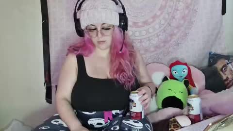 Snapshot of veelehanex3 chatting on 12.20.24 Veronica Lehane online show from 12.20.24