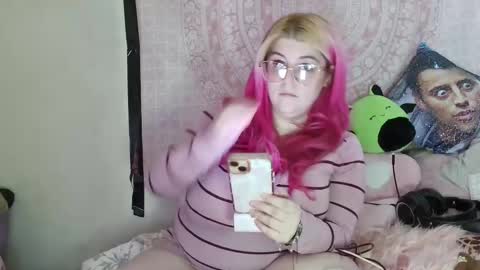 Snapshot of veelehanex3 chatting on 01.13.25 Veronica Lehane online show from 01.13.25