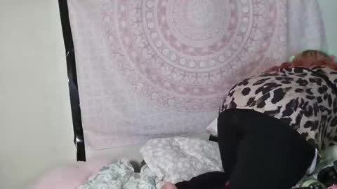 Snapshot of veelehanex3 chatting on 02.14.25 Veronica Lehane online show from 02.14.25