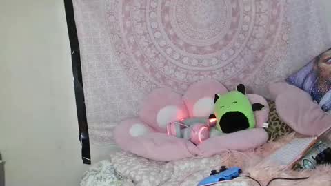 Snapshot of veelehanex3 chatting on 02.14.25 Veronica Lehane online show from 02.14.25