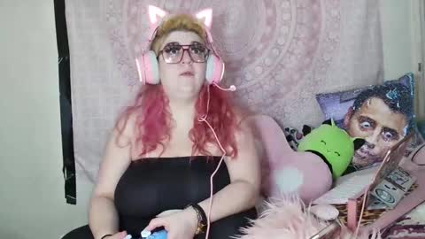 Snapshot of veelehanex3 chatting on 03.07.25 Veronica Lehane online show from 03.07.25